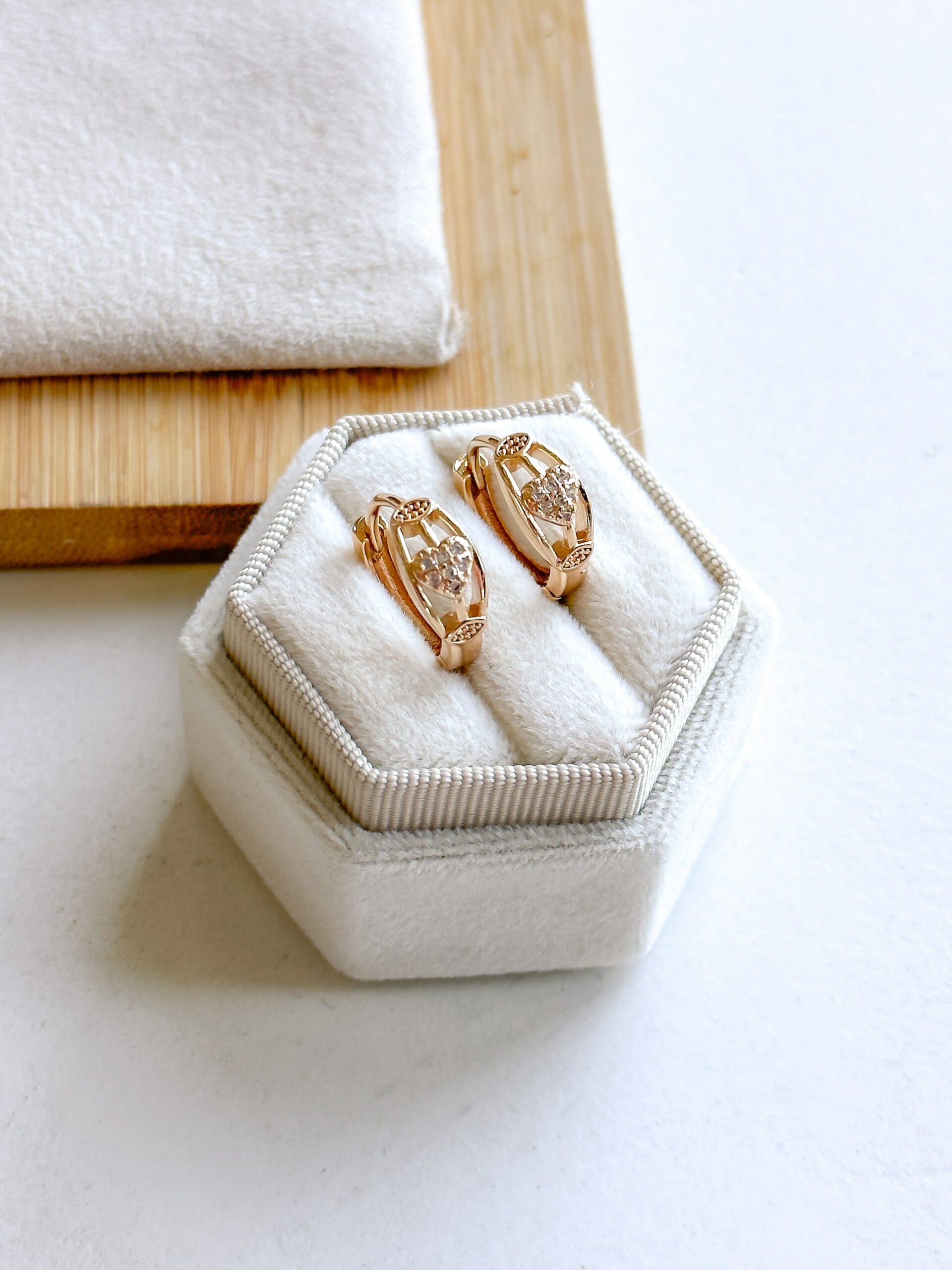 Kolczyki serca oprawa