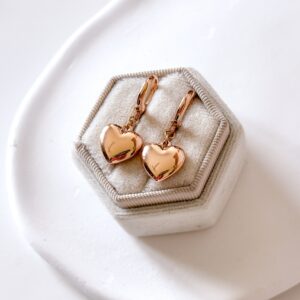 Kolczyki wiszące duże serca pompowane