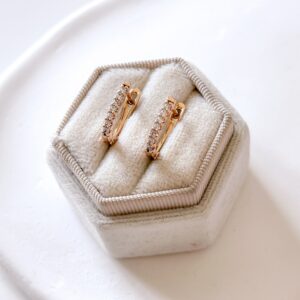 Kolczyki proste podwójne cyrkonie