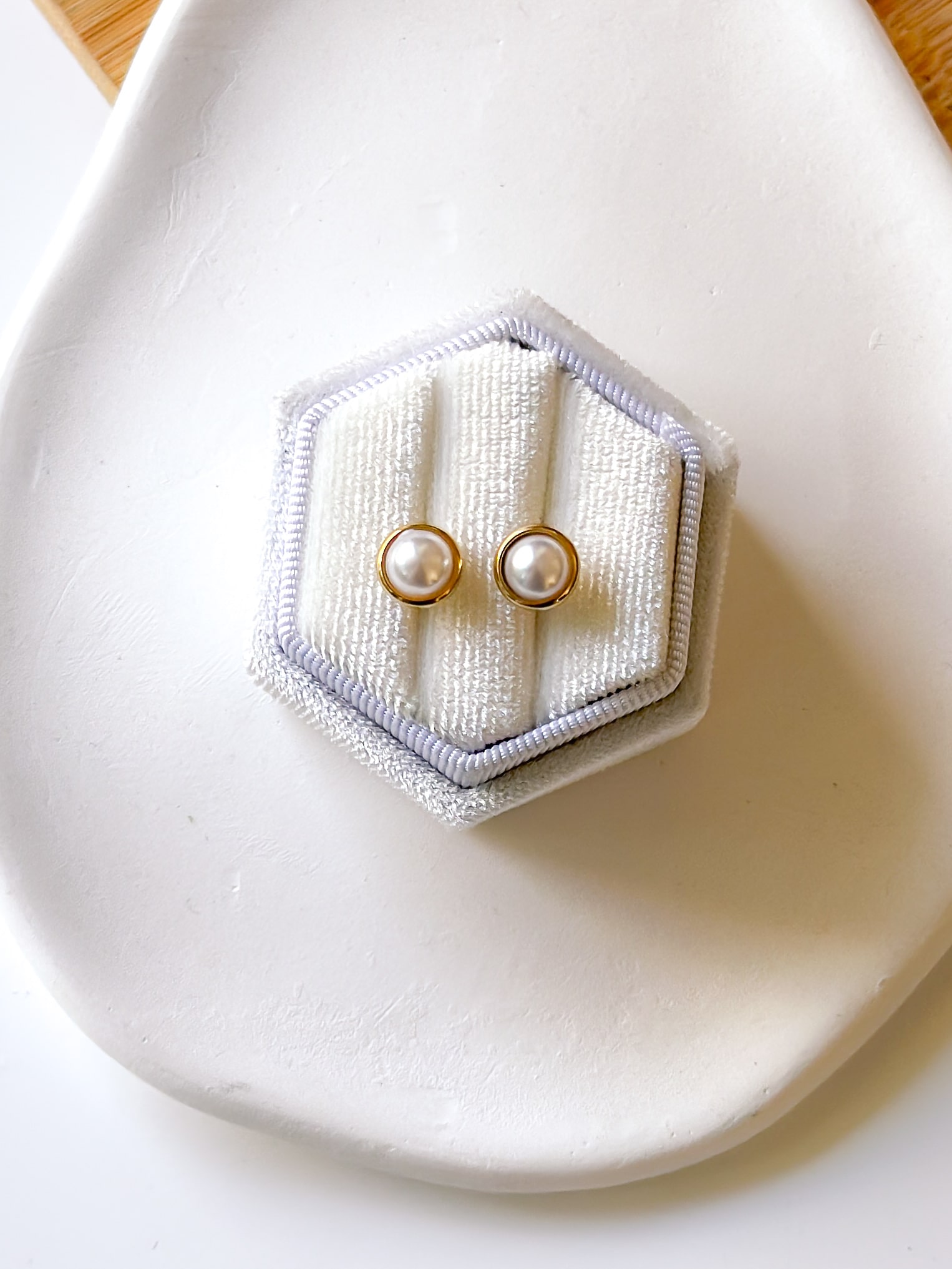 Kolczyki perły oprawa