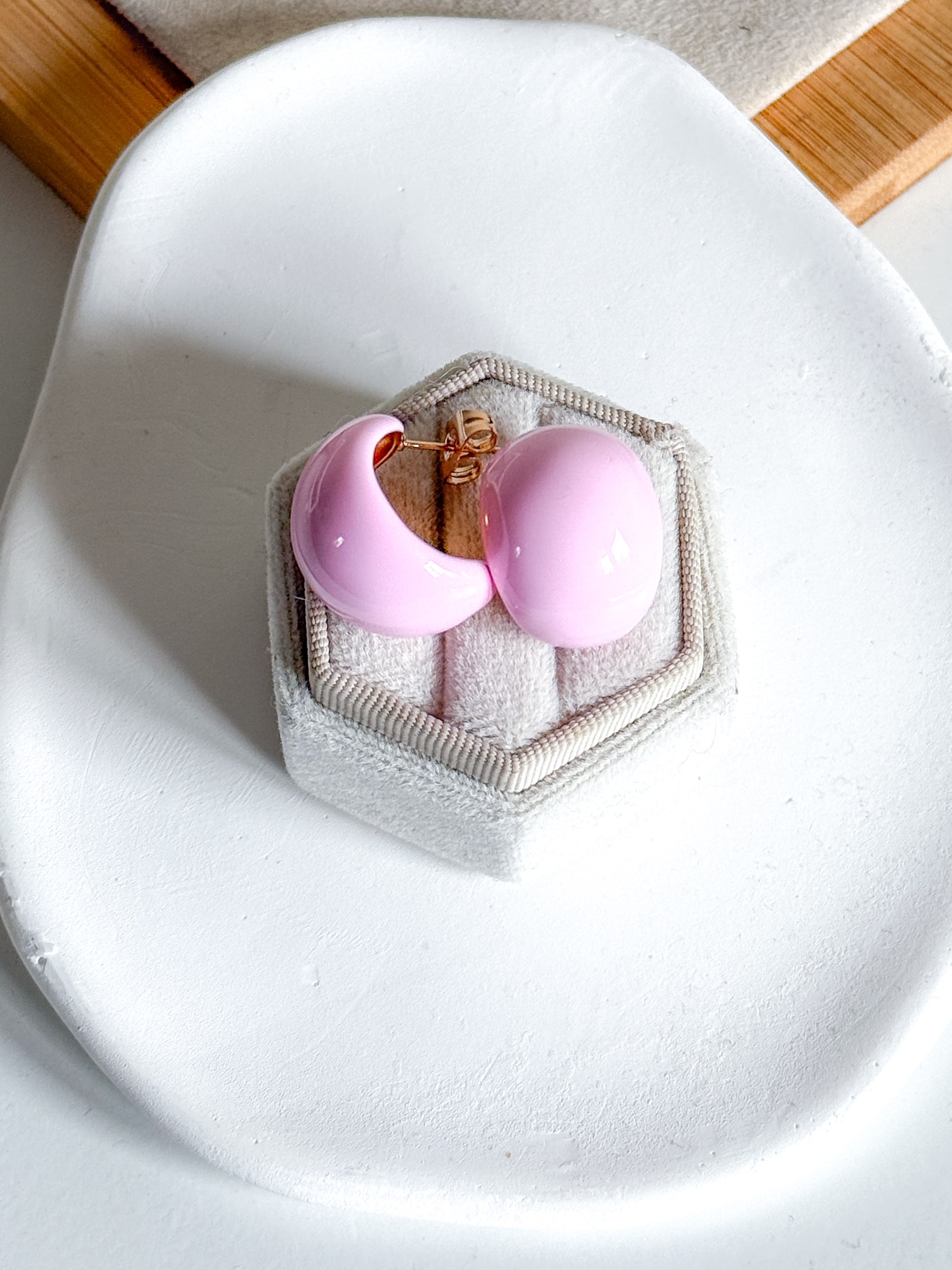 Kolczyki bomby emaliowane różowe