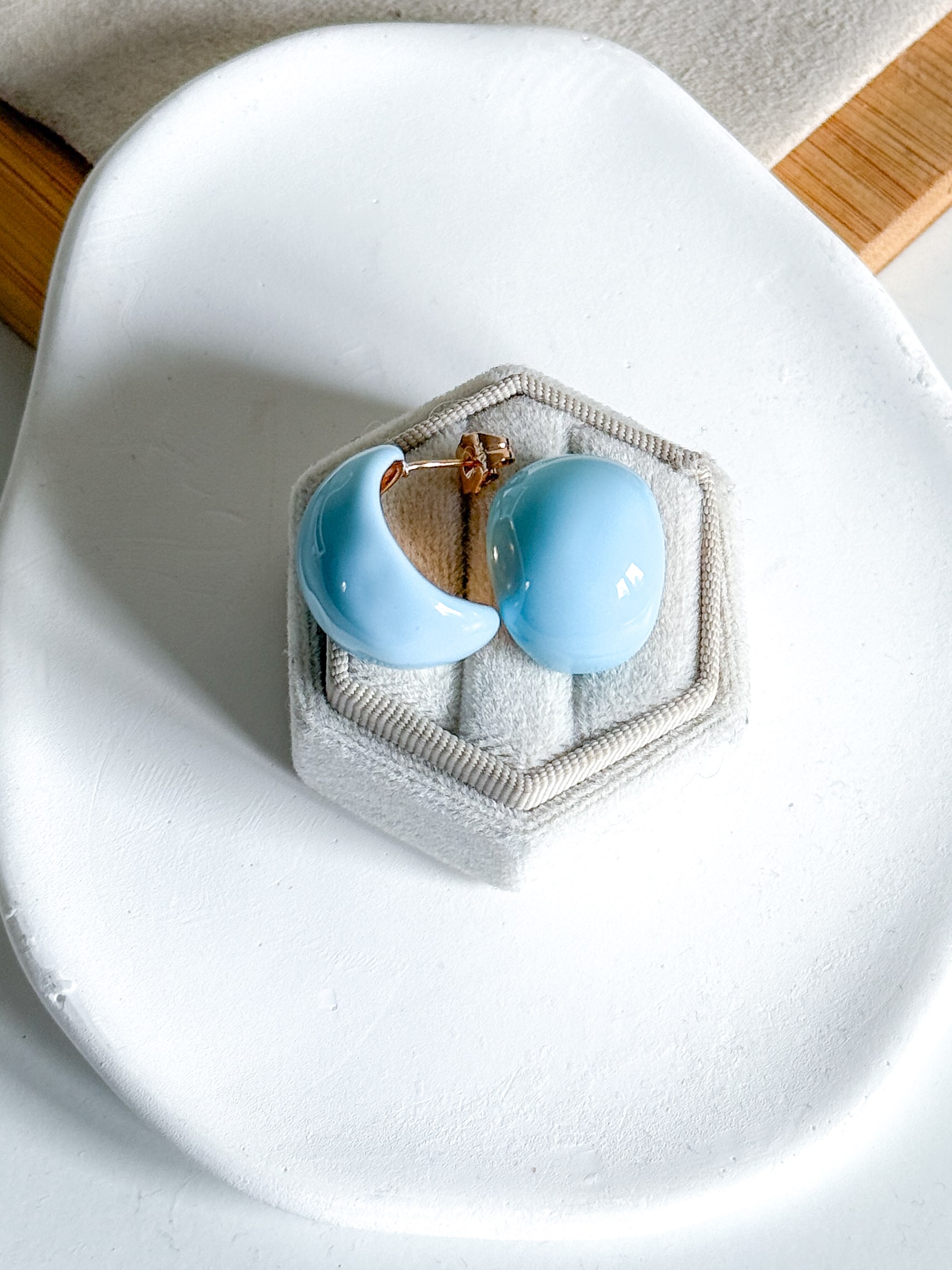 Kolczyki bomby emaliowane niebieskie