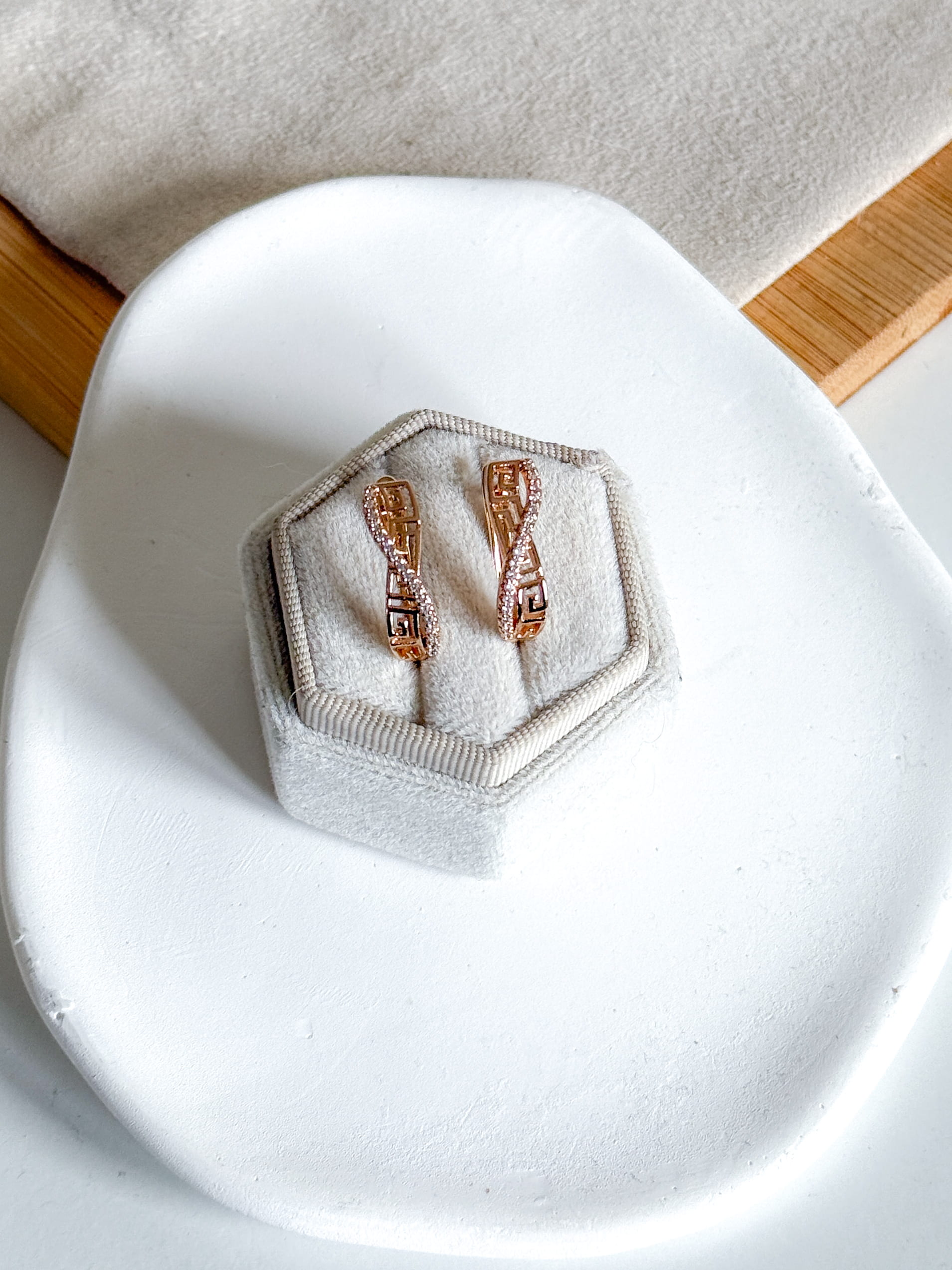 Kolczyki grecki wzór