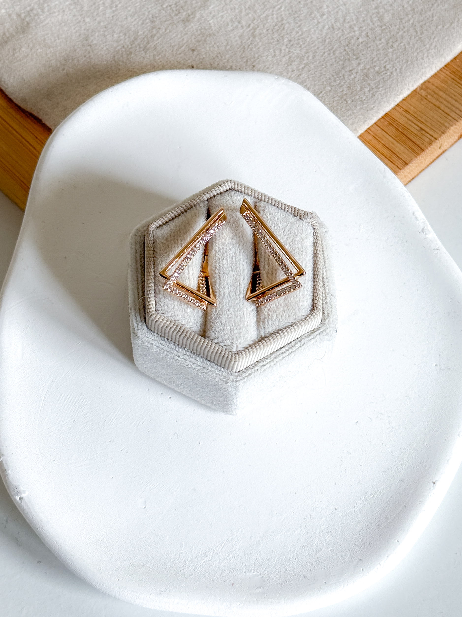 Kolczyki geometryczne cyrkonie