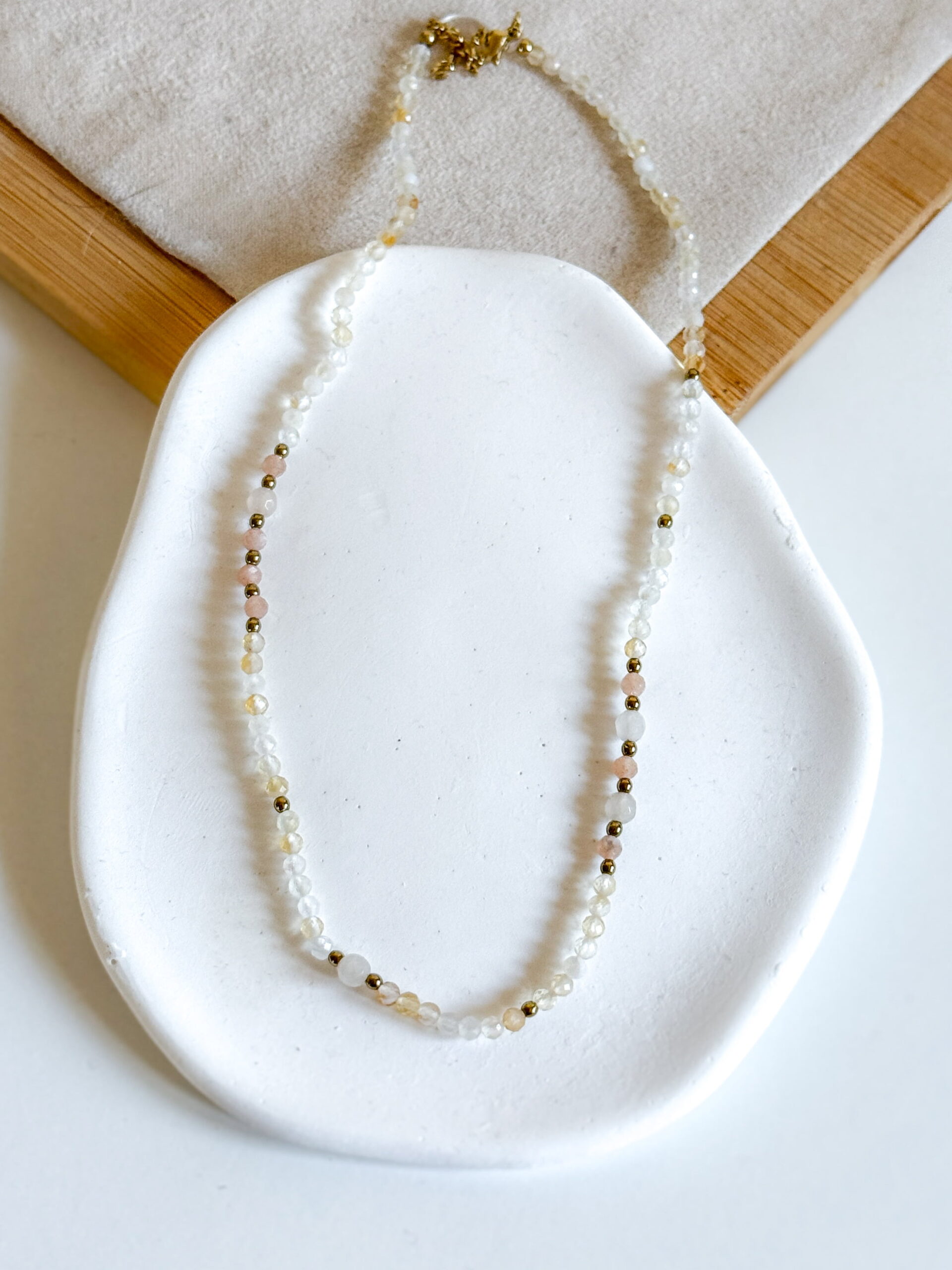 Naszyjnik choker ręcznie wykonany Cytryn