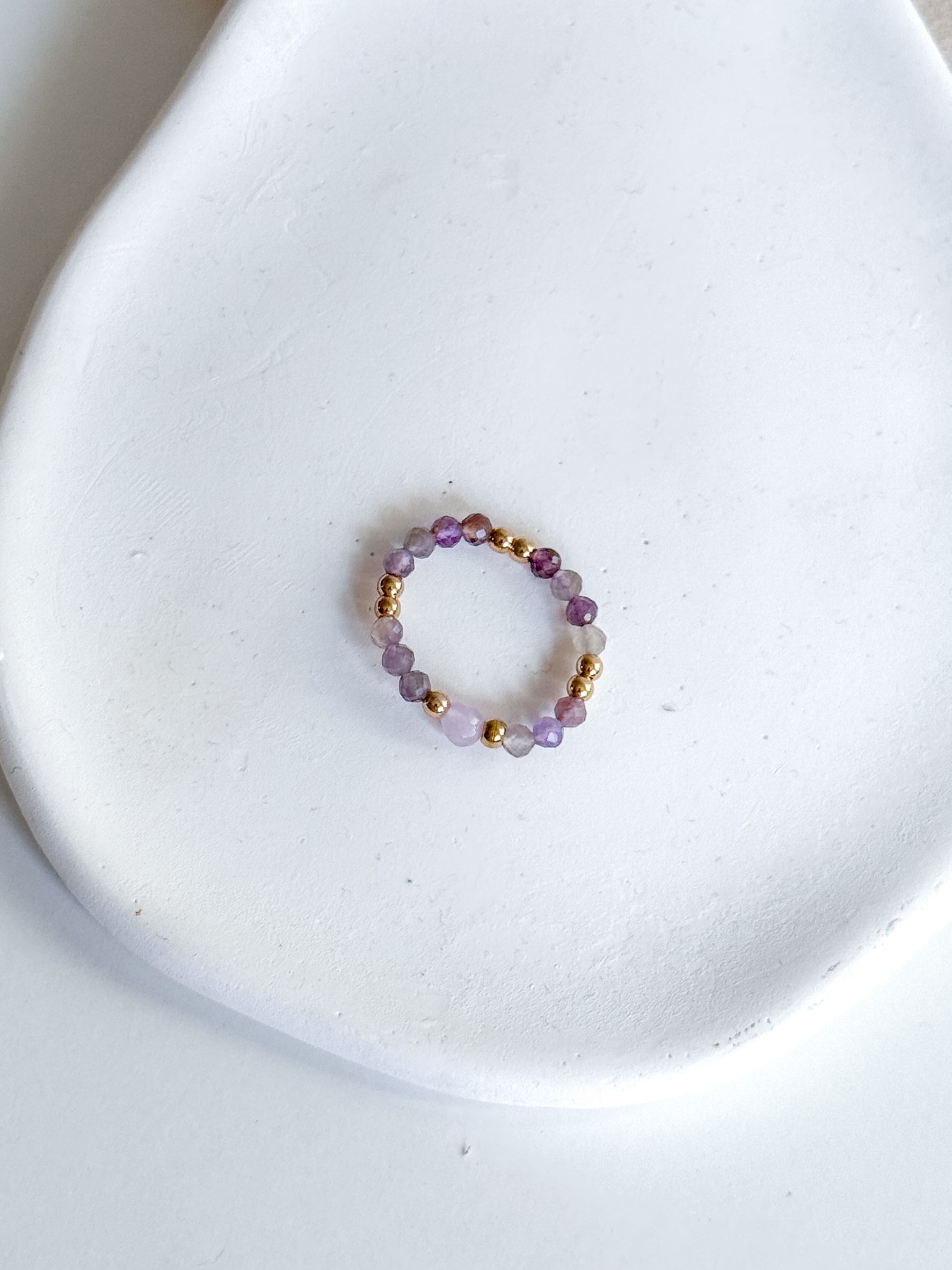 Pierścionek ręcznie wykonany kamienie ametyst