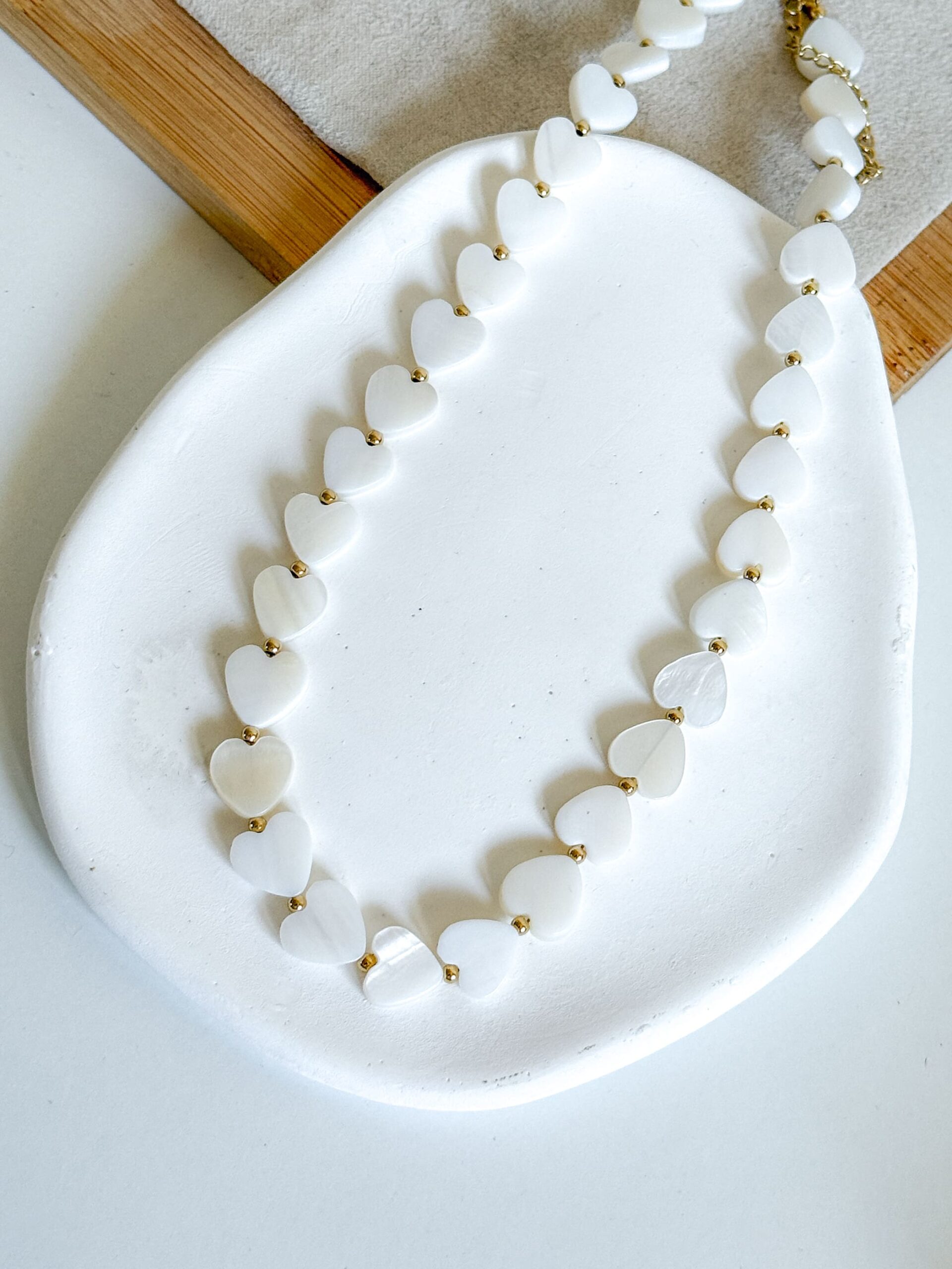 Naszyjnik serca masa perłowa