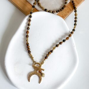 Naszyjnik tygrysie oko księżyc wytłaczany