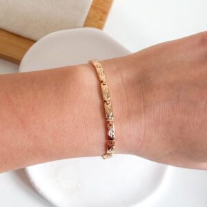 Elegancka bransoletka wzór 10