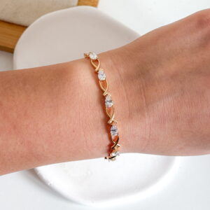 Elegancka bransoletka wzór 21