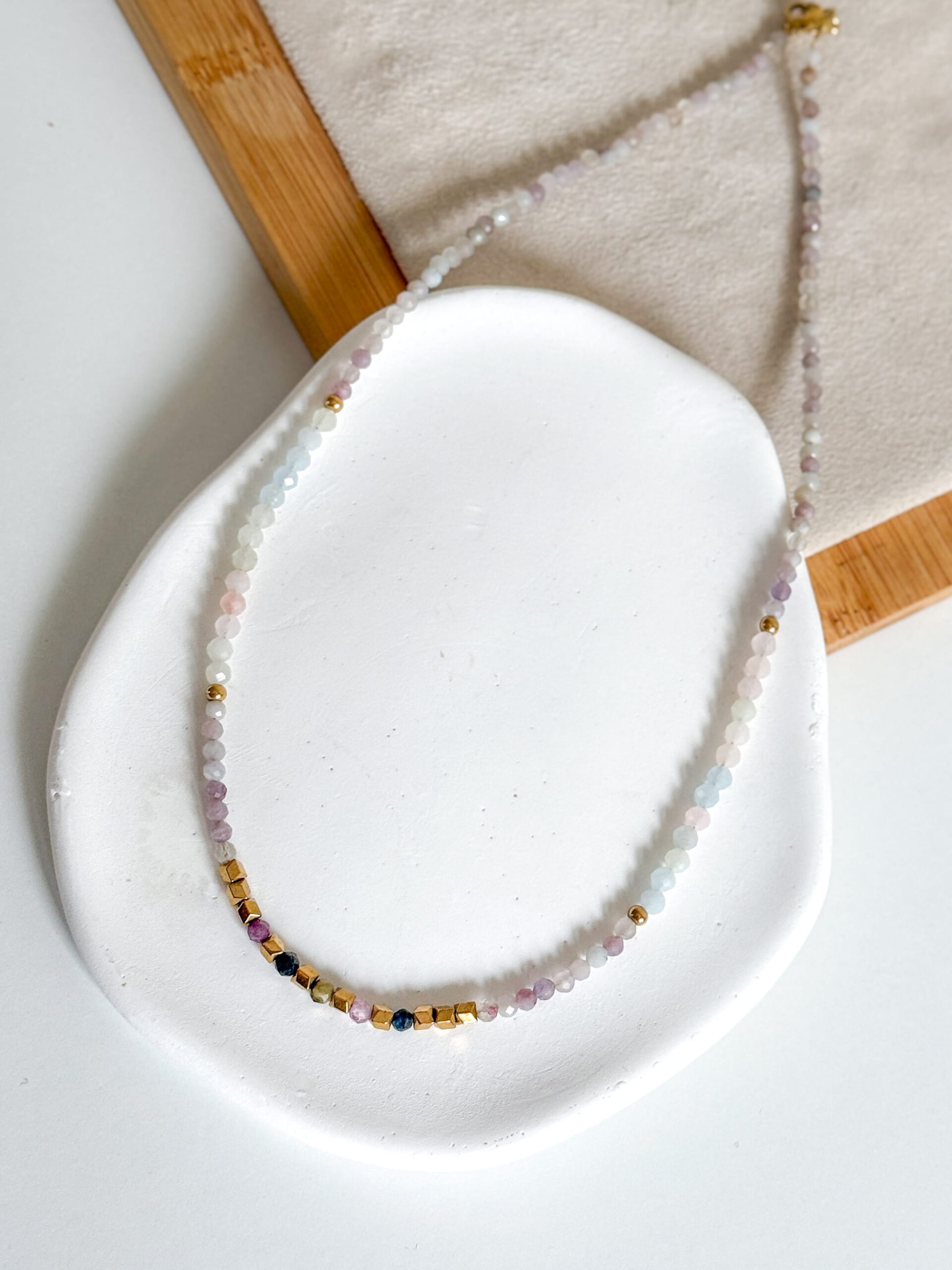 Naszyjnik choker ręcznie wykonany turmalin różowy i kolorowy, morganit