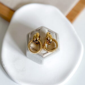 Kolczyki okręgi przeplatane