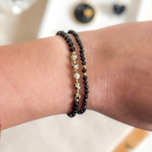 Bransoletka na gumce turmalin czarny