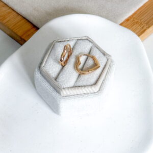 HIT Kolczyki serca kształt małe