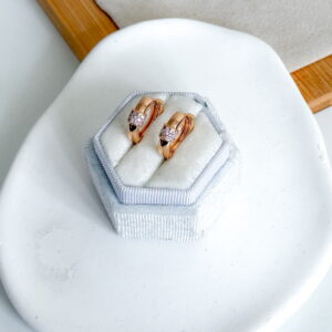 Kolczyki oponki pasek cyrkonii